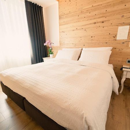 Hotel La Baita Madonna di Campiglio Bagian luar foto
