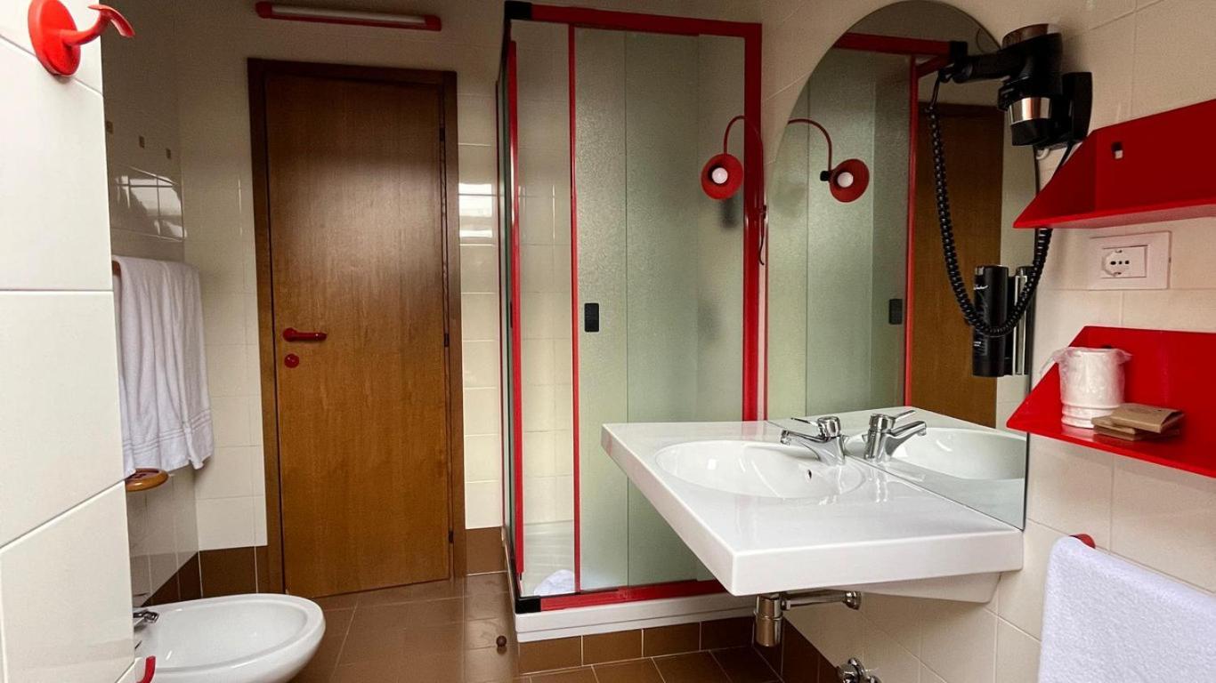 Hotel La Baita Madonna di Campiglio Bagian luar foto