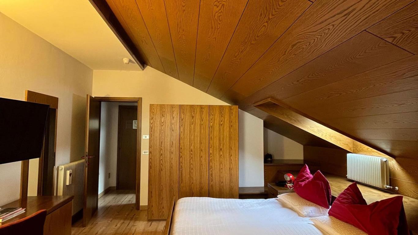 Hotel La Baita Madonna di Campiglio Bagian luar foto