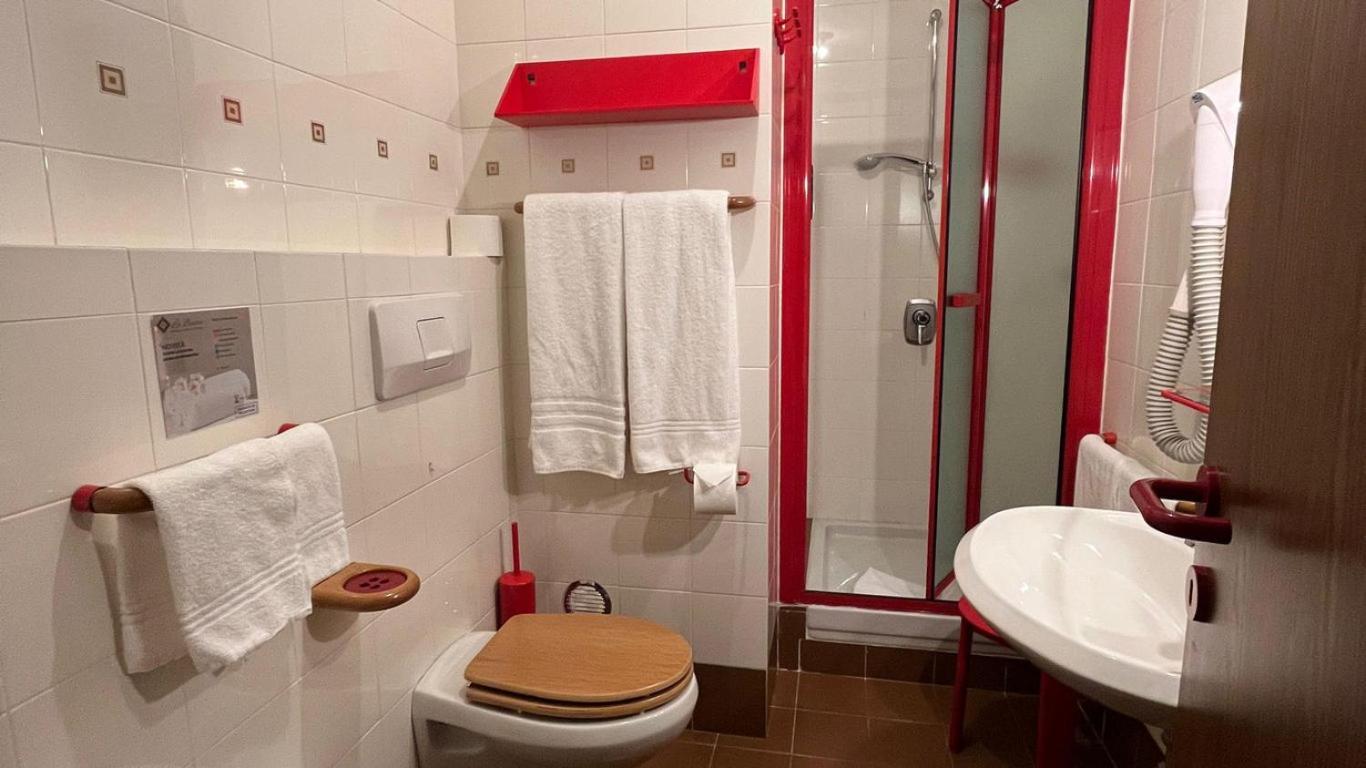 Hotel La Baita Madonna di Campiglio Bagian luar foto