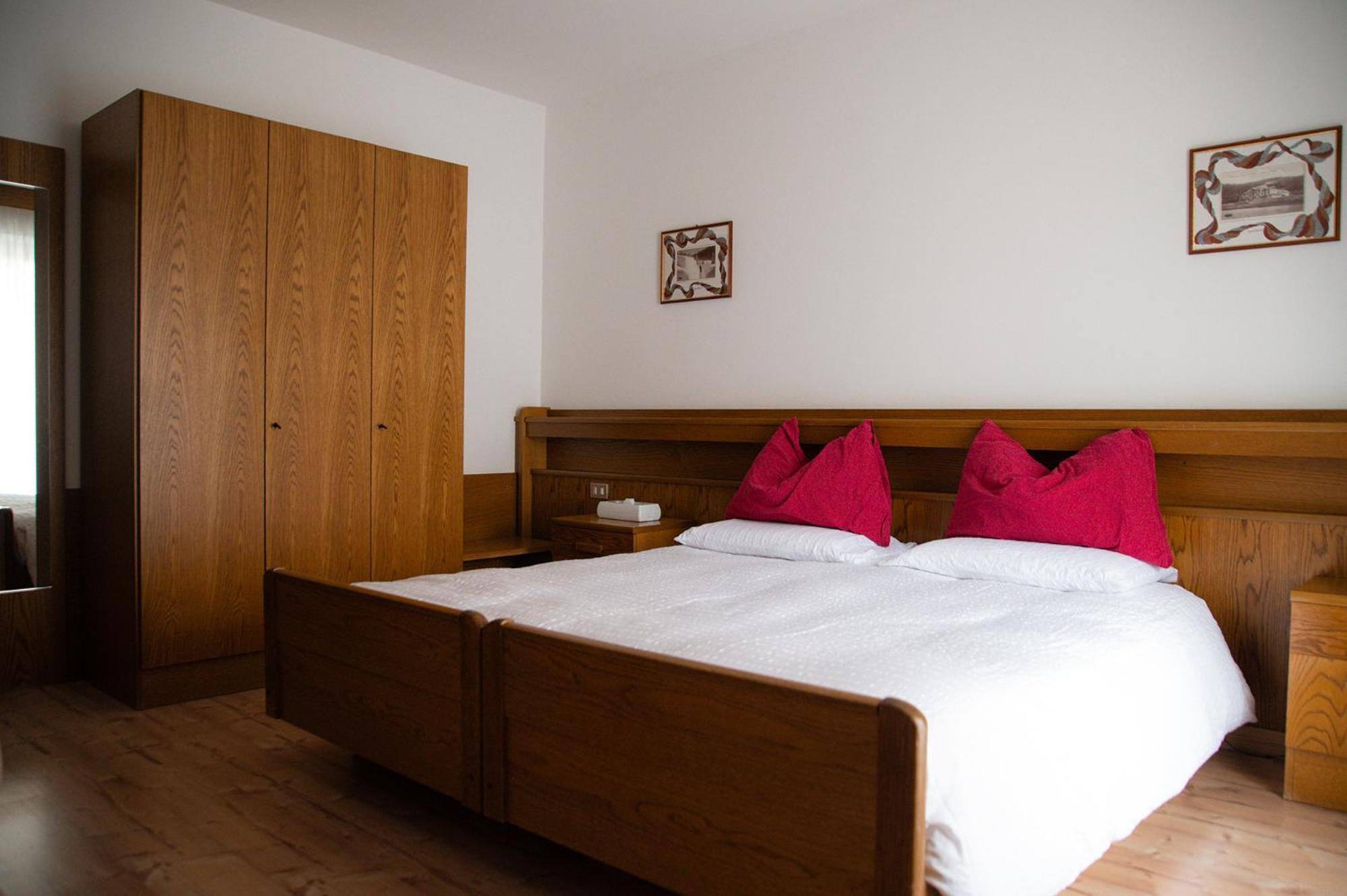 Hotel La Baita Madonna di Campiglio Bagian luar foto