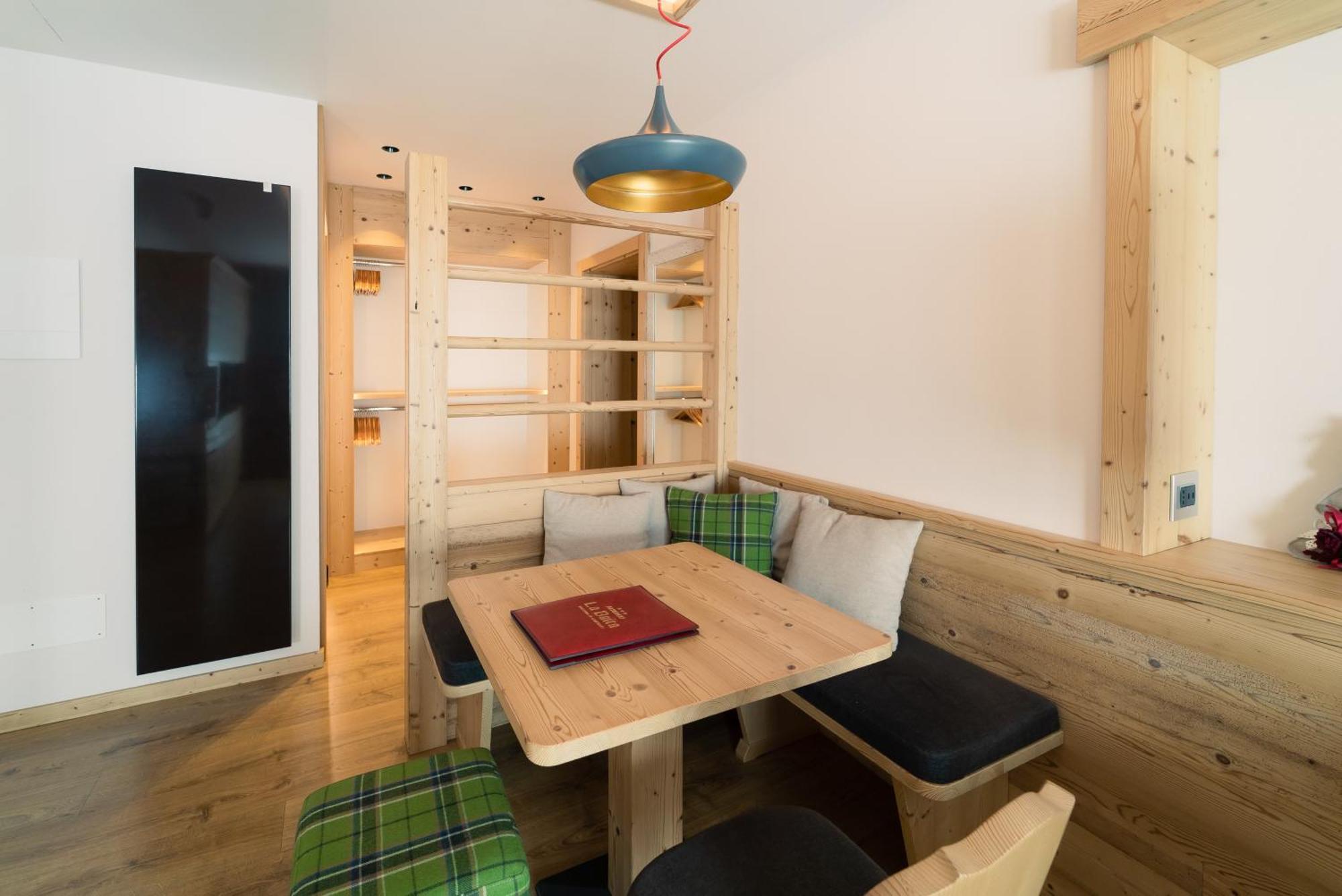 Hotel La Baita Madonna di Campiglio Bagian luar foto